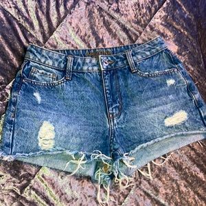 jean, ripped shorts